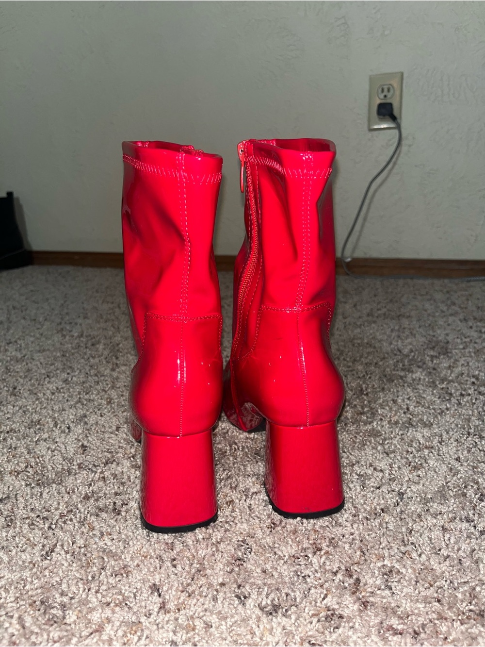 Red Patent Mid-Calf Block Heel Women's Boots - Picture 2 of 2